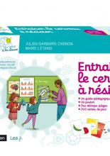 Entrainer le cerveau à résister - Coffret : 1 guide pédagogique, 240 cartes de jeux, 1 grand poster, 5 attrapes-piège. CP CE1 CE2 CM1 CM2 - Cycles 2 et 3