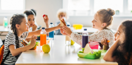 Menez des petits déjeuners pédagogiques en classe