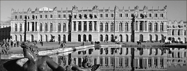 Versailles : Architecture, vie à la cour et absolutisme