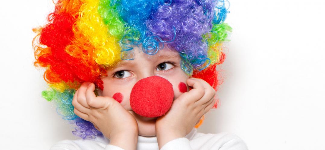 enfant, déguisement, clown, émotion, action motrice, jeu