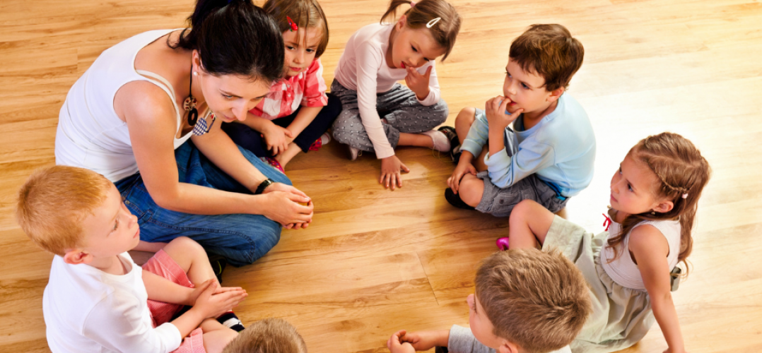 Aborder laïcité école maternelle école enfants maitresse